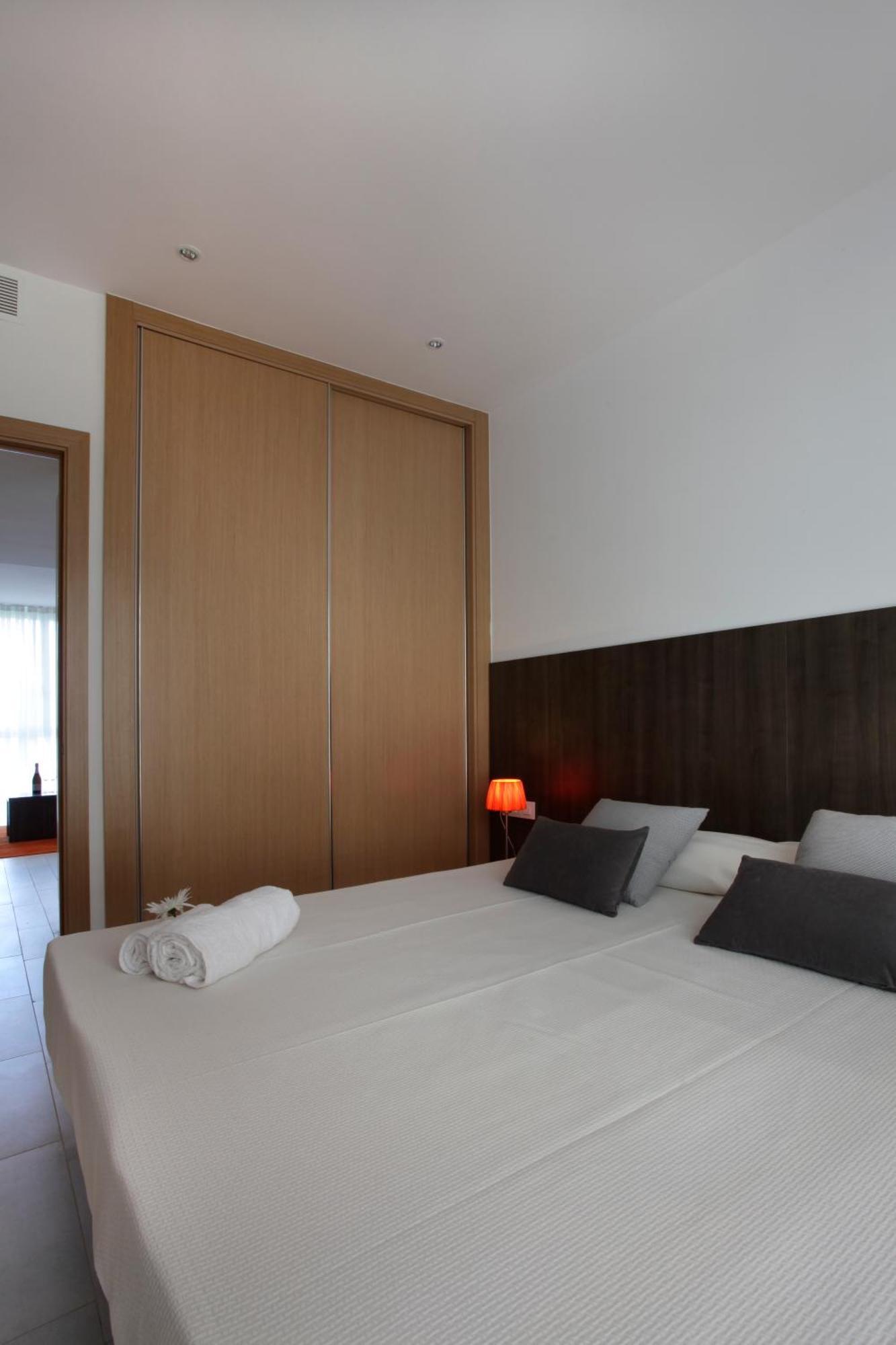 Fisa Rentals Les Corts Apartments Barcelona Kültér fotó